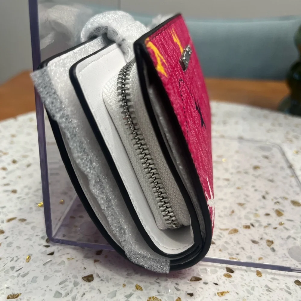 Michael Kors Jetset Pink Dragonfruit Wallet with Airplane Print - Picture 5 of 9